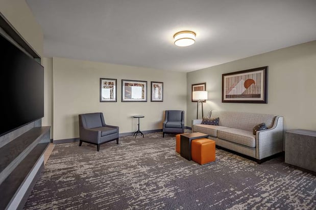 Images Embassy Suites by Hilton Jonesboro Red Wolf Convention Center