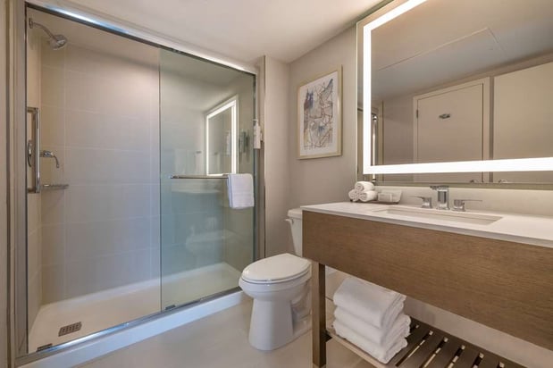 Images Embassy Suites by Hilton Tulsa I-44