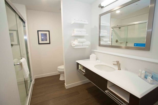 Images Hampton Inn & Suites Downtown St. Paul