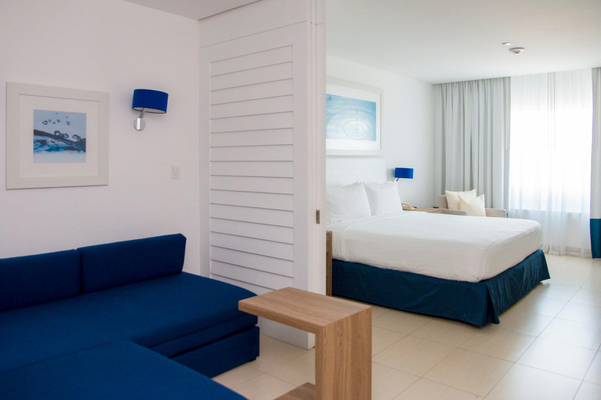 Images Holiday Inn Acapulco la Isla, an IHG Hotel