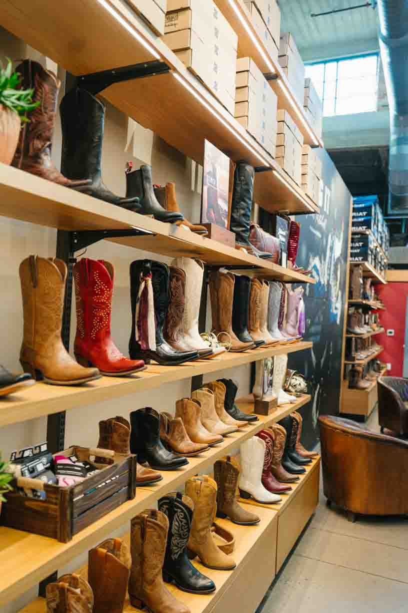 Ariat Brand Shop Image