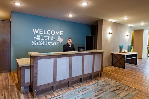 Images Hampton Inn & Suites Keller Town Center
