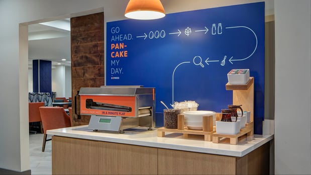 Images Holiday Inn Express Dallas Medical - Market Ctr by IHG
