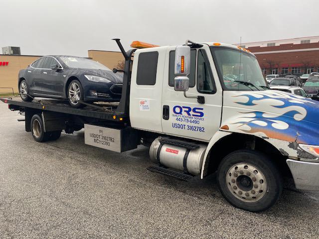 Quality Roadside Service and Towing Photo