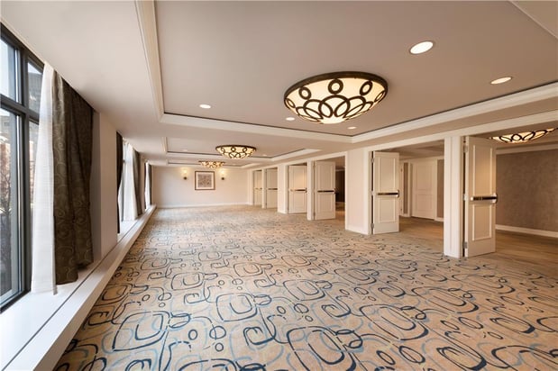 Images Hilton Orrington/Evanston