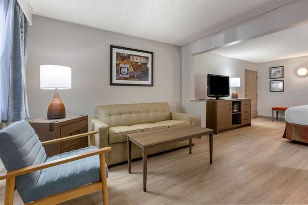 Images Best Western Plus King's Inn & Suites
