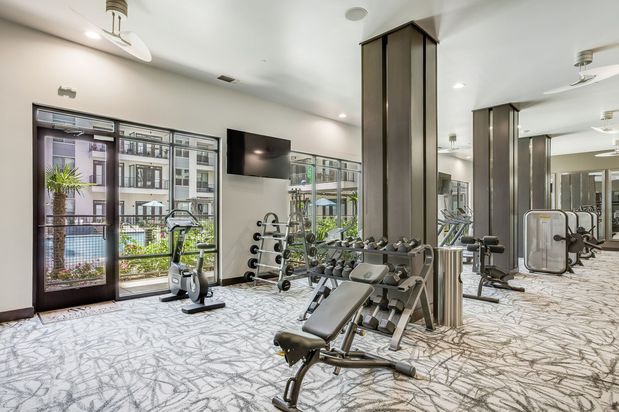 Images Windsor CityLine Apartments