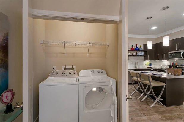 Images Aster Apartments