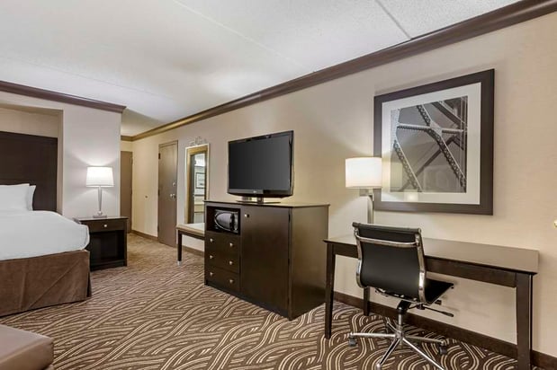 Images Best Western Plus Kingston Hotel and Conference Center