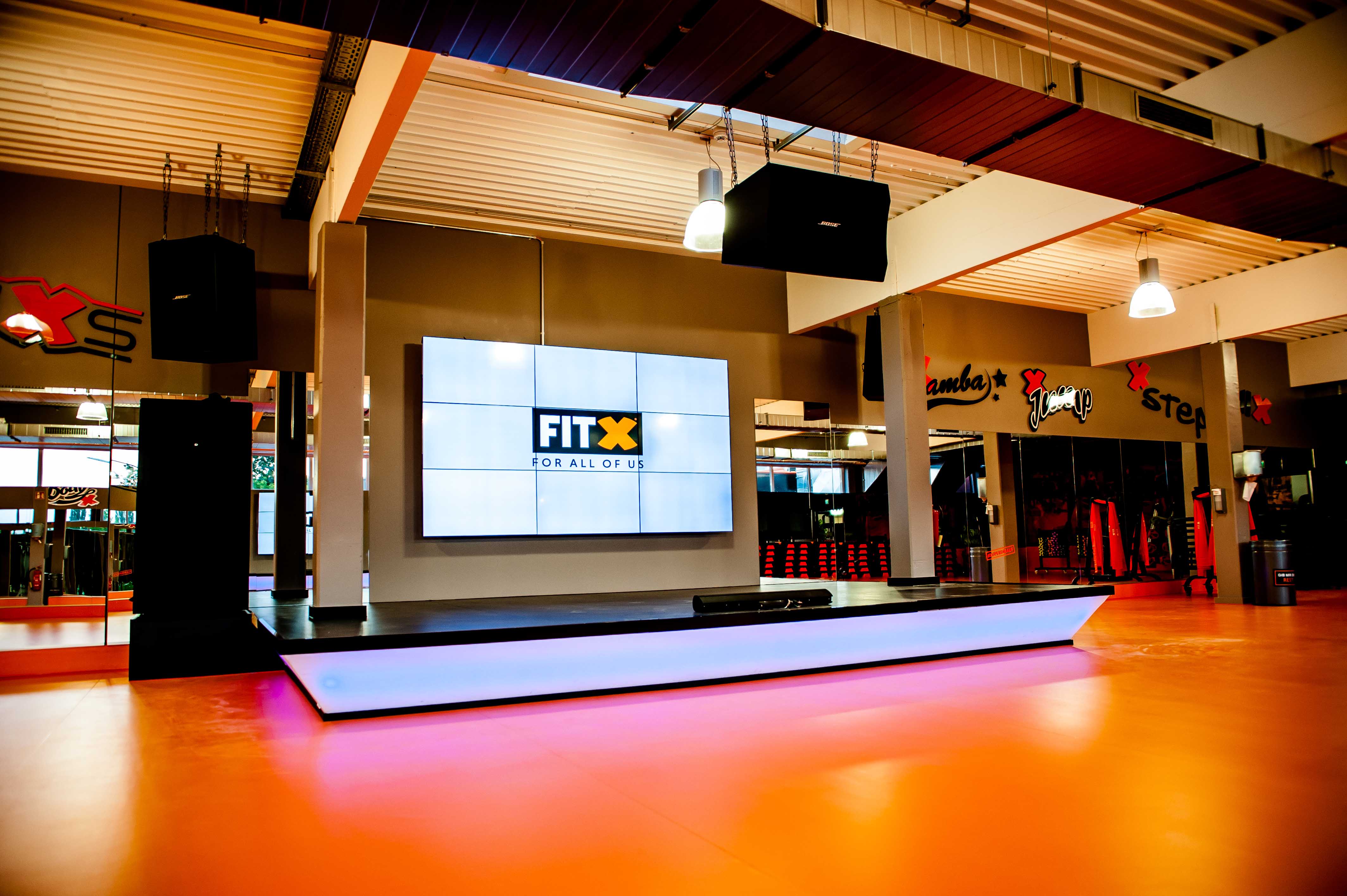 Bild 5 FitX Fitnessstudio in Osnabrück