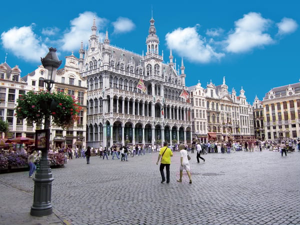 世界遺産の広場と運河の街へ。～自由に旅するベルギー・オランダ2カ国滞在～【海外おすすめプラン】