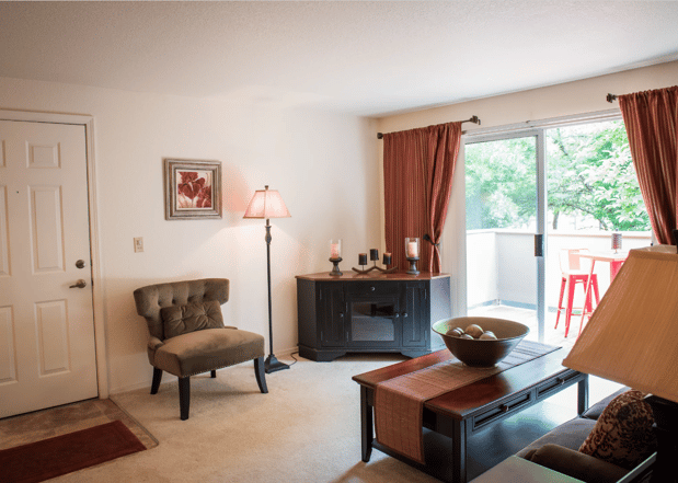 Images King's Court Apartments