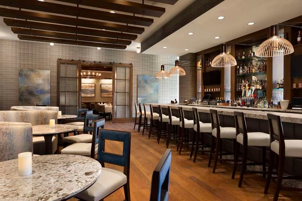 Images Embassy Suites by Hilton Greenville Downtown Riverplace