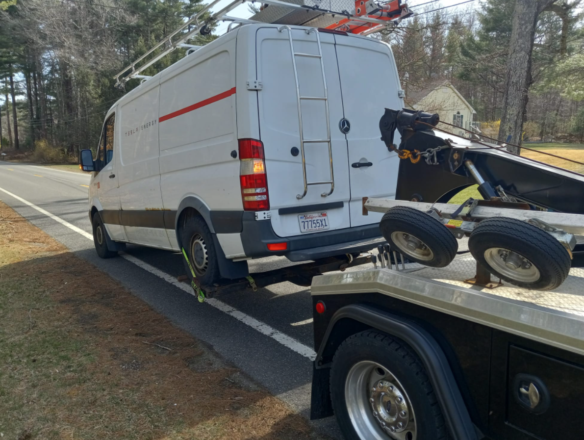 Contact us for Towing Services!