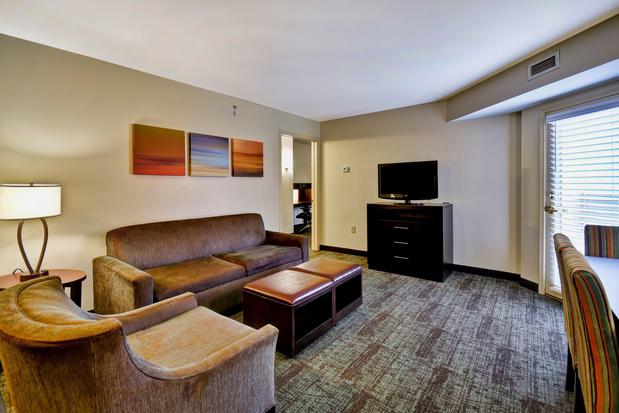 Images Staybridge Suites Middleton/Madison-West by IHG