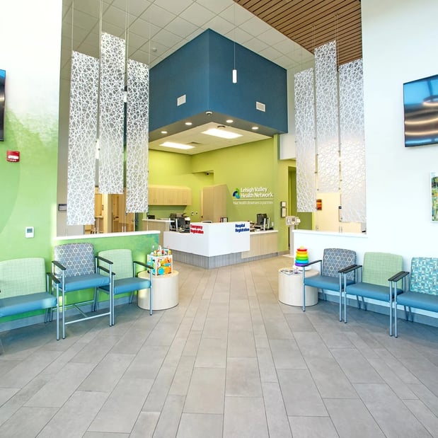 Images Emergency Room at Lehigh Valley Hospital–Macungie