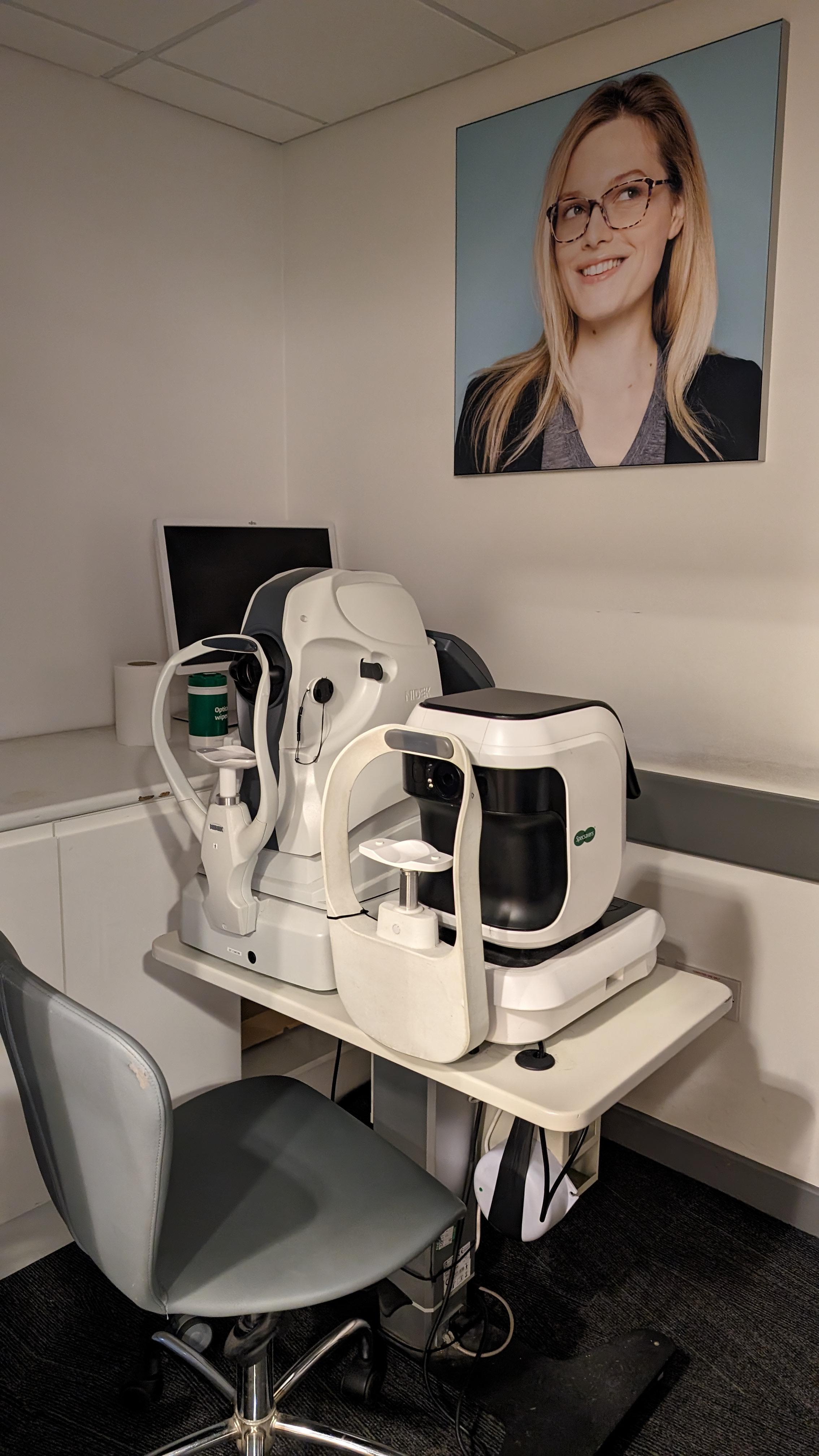 Images Specsavers Opticians and Audiologists - Bitterne