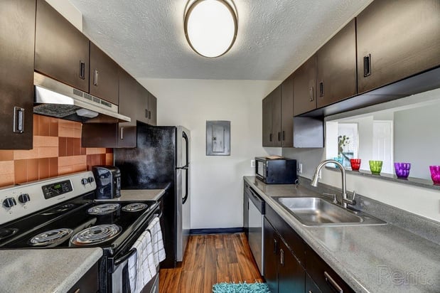 Images Mad River Apartment Homes