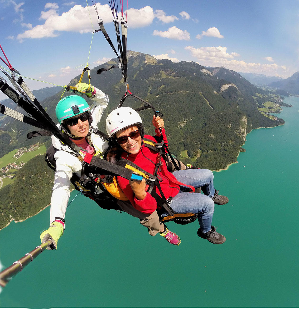 Flugschule Salzkammergut - Paragleiten, Hartmut Gföllner, Flachbergweg 46 in Gmunden