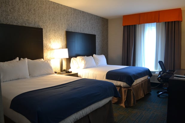 Images Holiday Inn Express & Suites Knoxville West - Papermill Dr by IHG