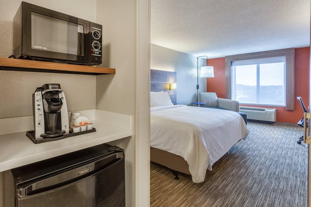 Images Holiday Inn Express & Suites O'Fallon/Shiloh by IHG