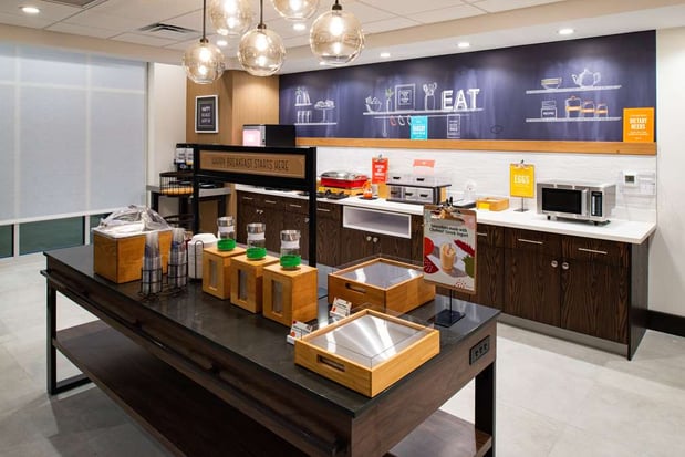 Images Hampton Inn & Suites Adrian