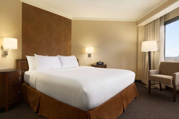 Images Embassy Suites by Hilton Austin Downtown South Congress