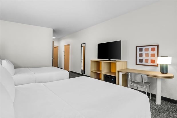 Images Spark by Hilton Traverse City