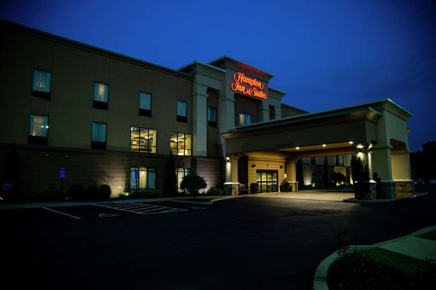 Images Hampton Inn & Suites Sharon