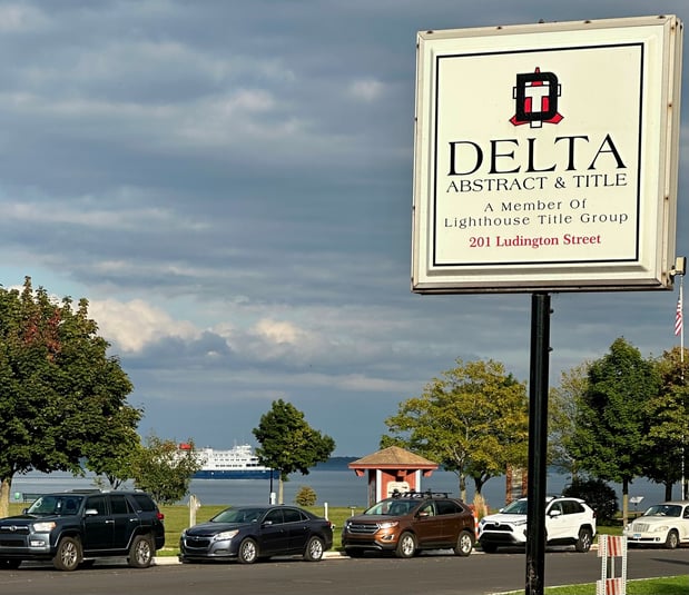 Images Delta Abstract & Title