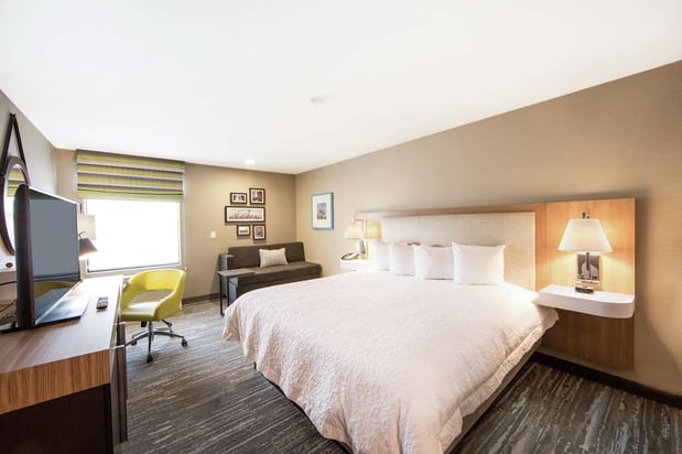Images Hampton Inn & Suites Seattle-Downtown
