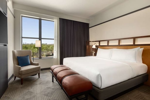 Images Valley Hotel Homewood Birmingham, Curio Collection by Hilton