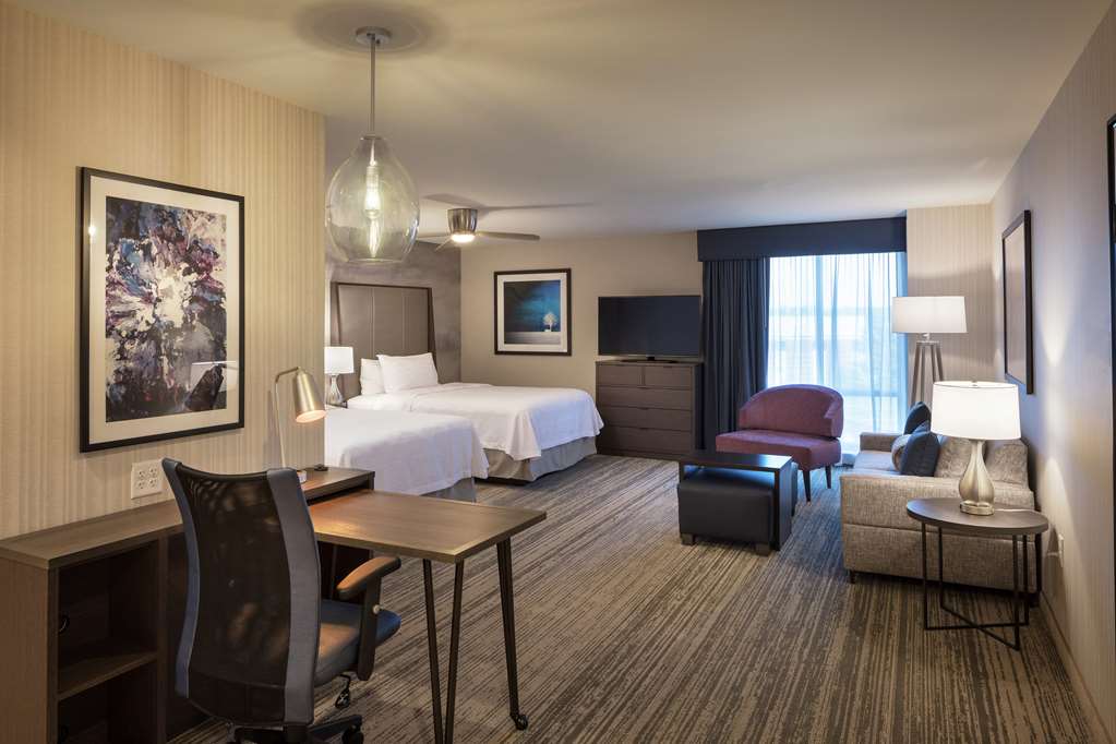 Guest room