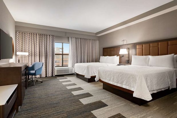 Images Hampton Inn & Suites Kansas City Downtown Crossroads