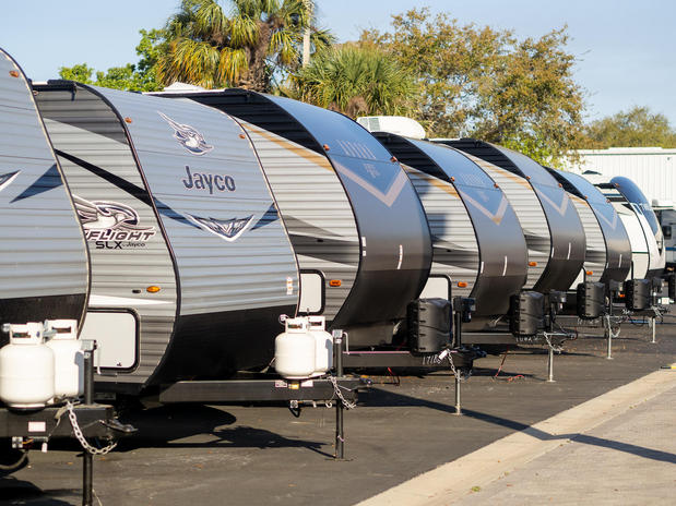 Images Blue Compass RV Sarasota