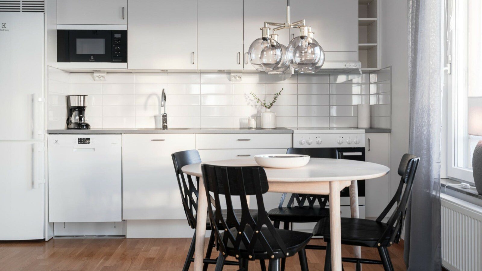 Images Guestly Homes - Modern Harbor View Apt in Piteå