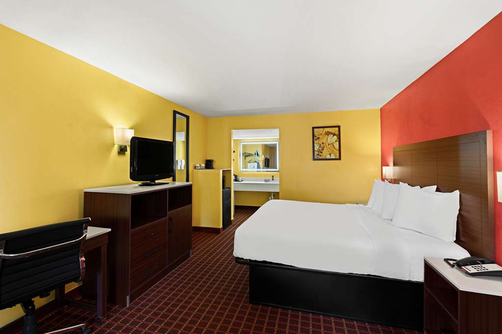 King Guestroom
