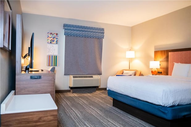 Images Hampton Inn Gonzales