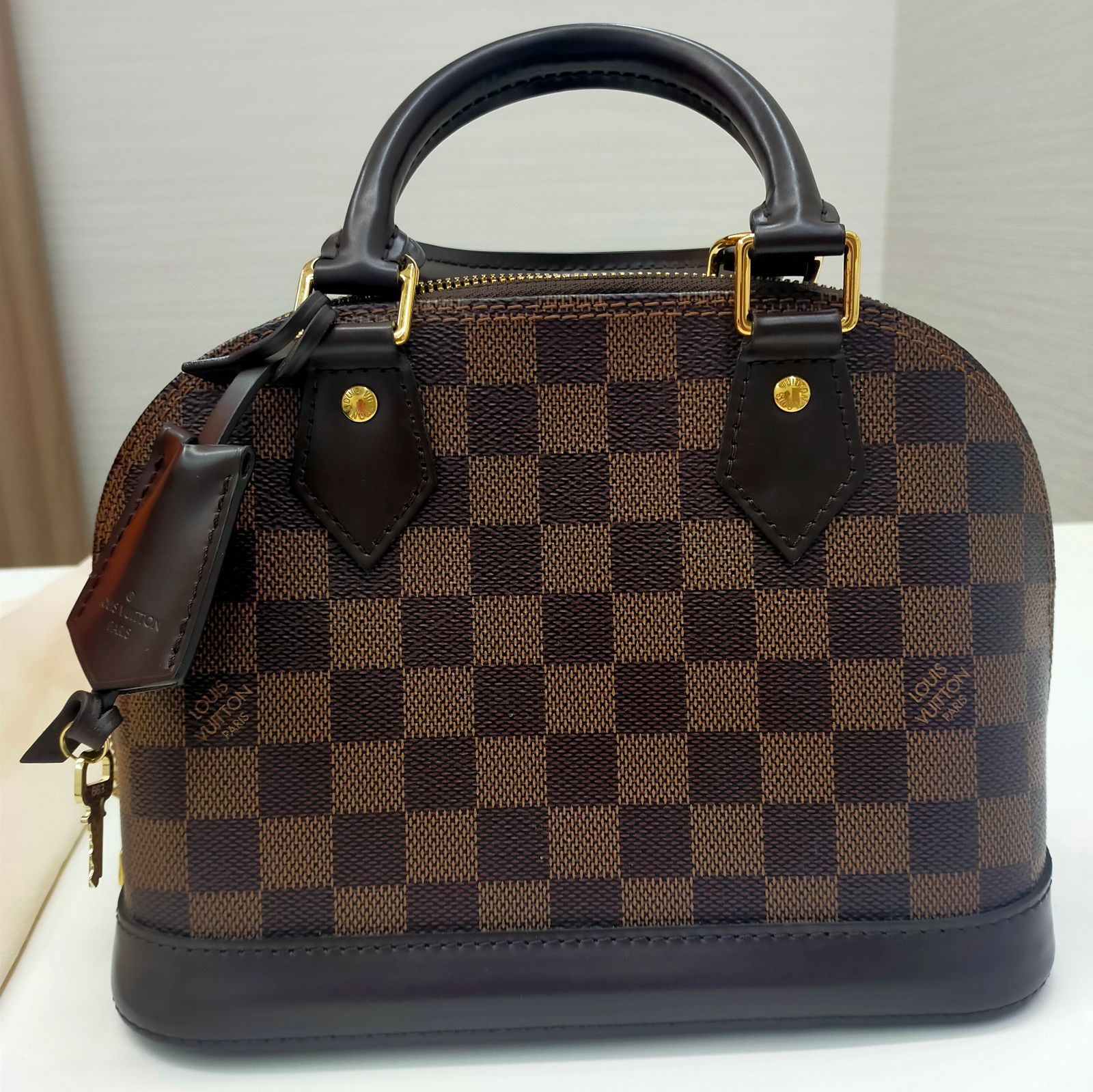 Images KOMEHYO（コメ兵）買取センター東岡崎