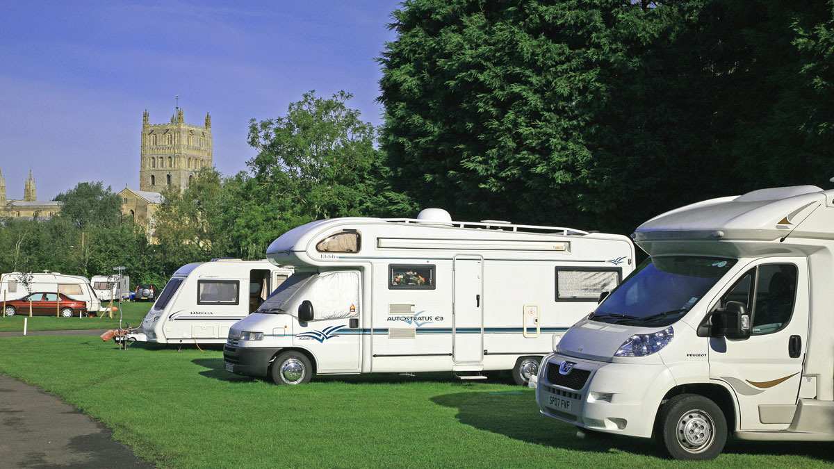 Tewkesbury Abbey Caravan and Motorhome Club Campsite Tewkesbury 01684 294035