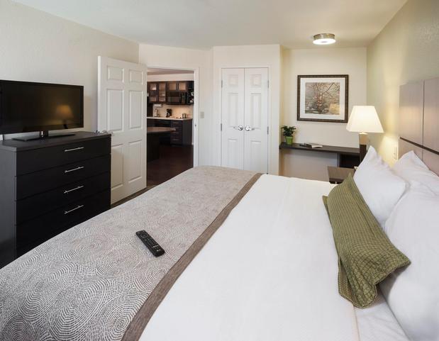 Images Candlewood Suites Oklahoma City - Bricktown, an IHG Hotel