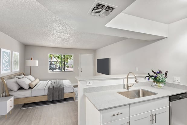 Images Rise Desert West