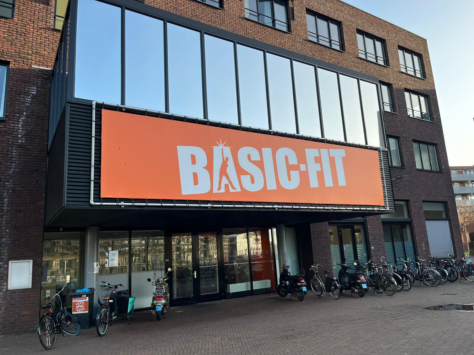 Foto's Basic-Fit Rotterdam Sint-Jobskade