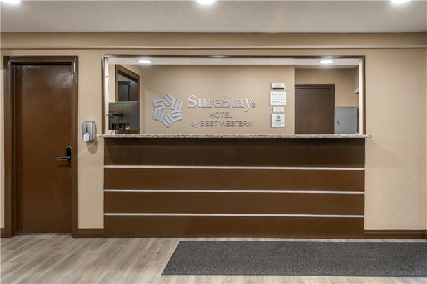 Images SureStay by Best Western Summersville
