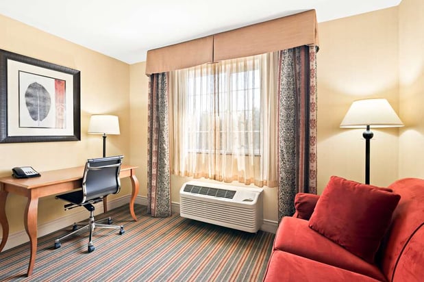 Images Best Western Newberry Station