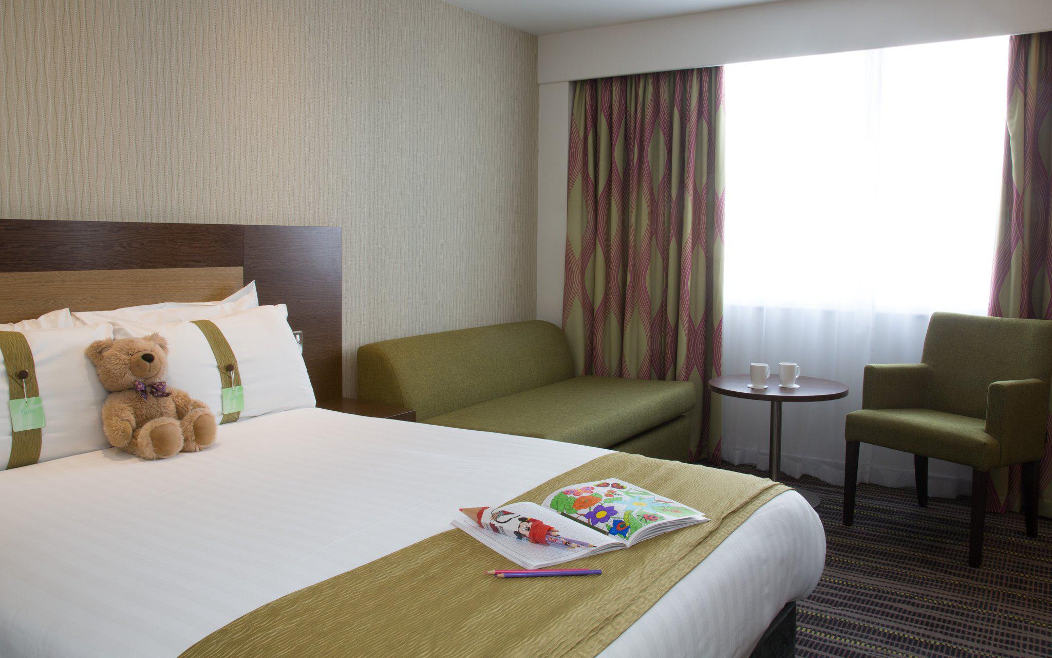 Holiday Inn London - Wembley, an IHG Hotel Wembley 020 8902 8839