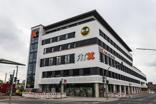 Bilder FitX Fitnessstudio