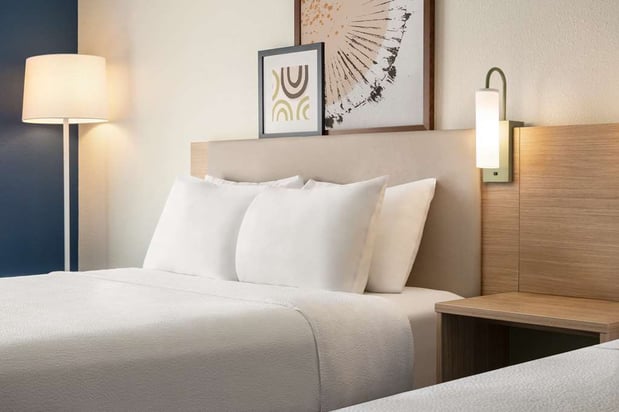 Images Spark by Hilton Orlando Universal Blvd