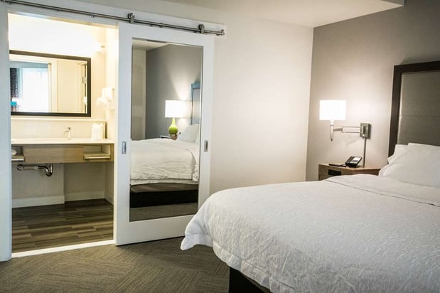 Images Hampton Inn & Suites Tempe/Phoenix Airport