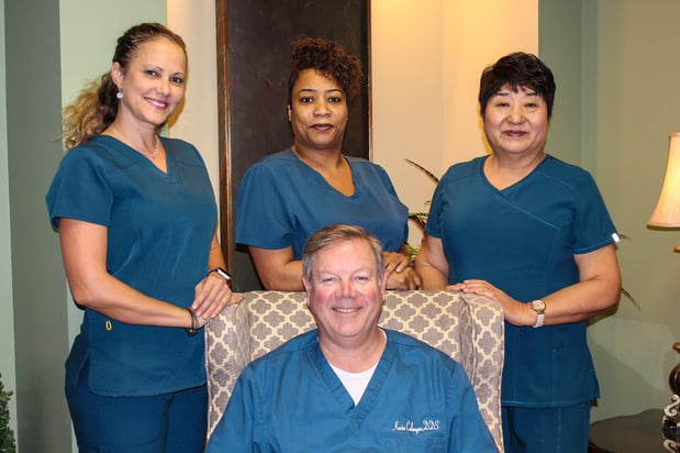 Images West Houston Periodontics: Kevin Calongne DDS